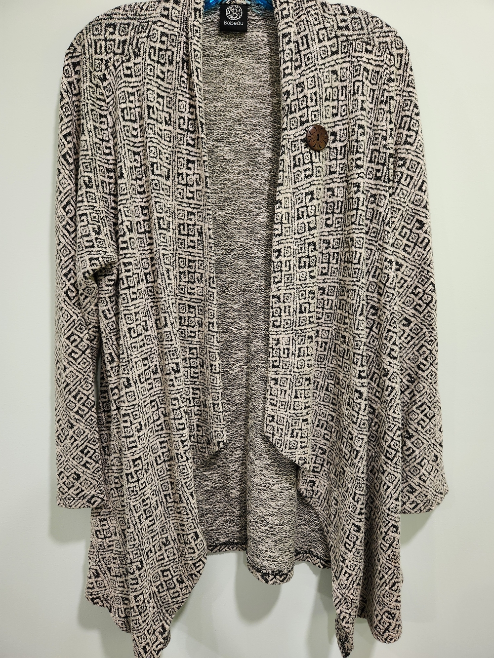bobeau Brown & Cream Open-Front Geometric Draped Cardigan
